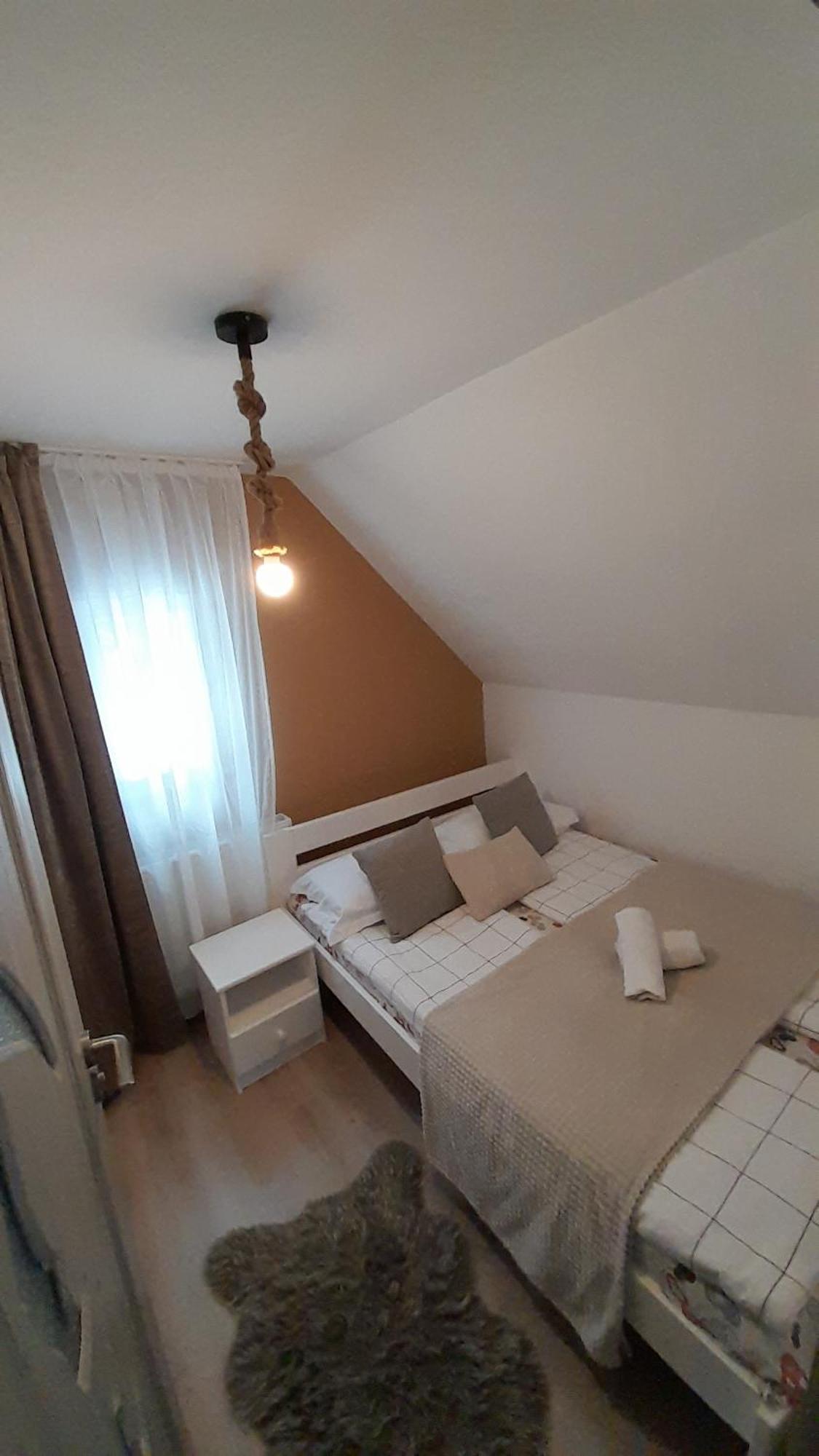 Andilak vendégház Sintimbru-Bai Extérieur photo