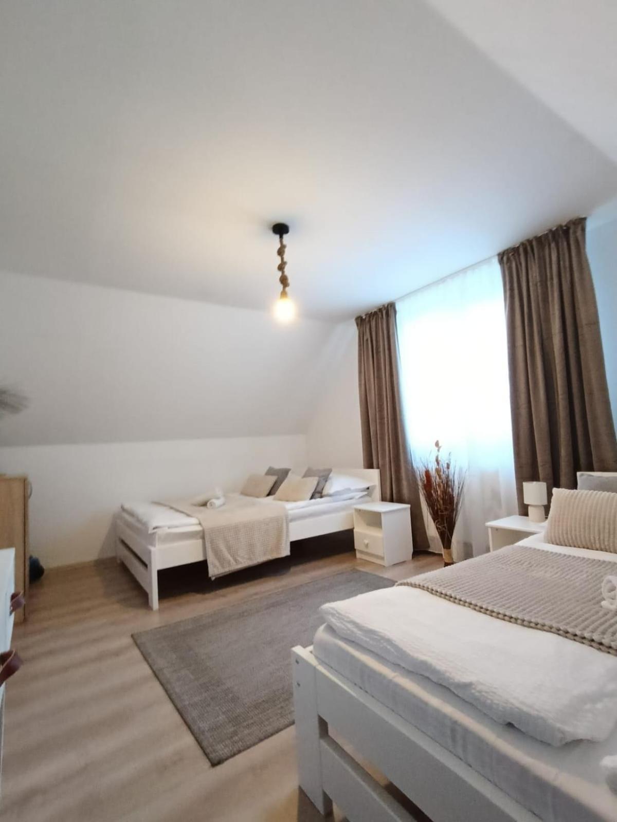 Andilak vendégház Sintimbru-Bai Extérieur photo