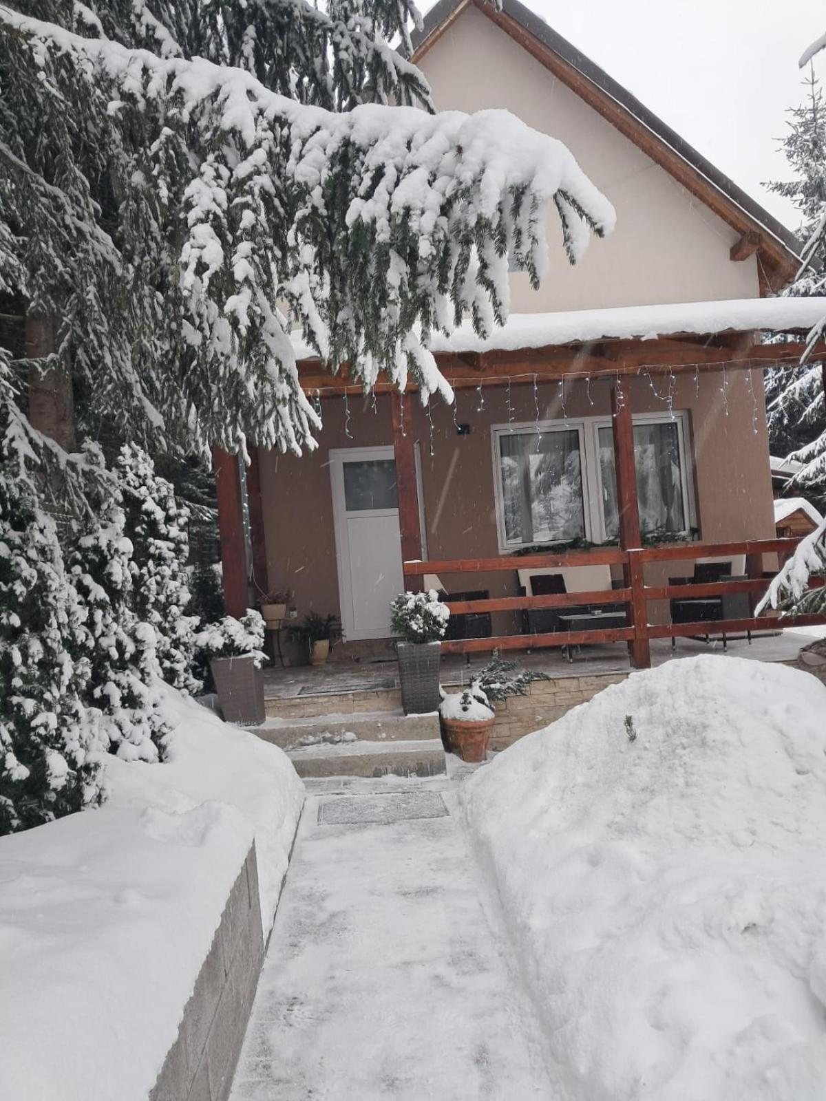 Andilak vendégház Sintimbru-Bai Extérieur photo